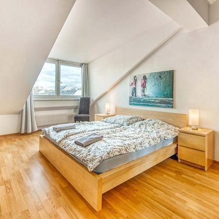 King bed home, 3 bed rooms Ideal for big groups 22 Wien Eksteriør billede